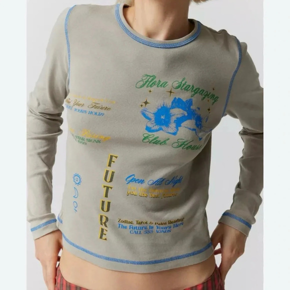 Urban Outfitters Floral Stargaze Clubhouse Long Sleeve Cropped Tee size small - Picture 1 of 12